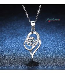 MOISSANITE SLIDING HEART