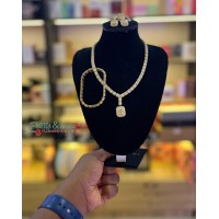 C & Z Gold Square Set