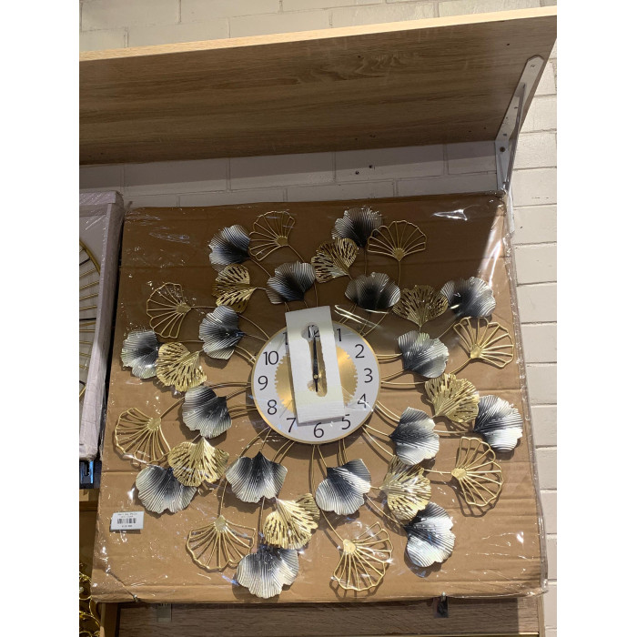Small Sea Shells Wall clock
