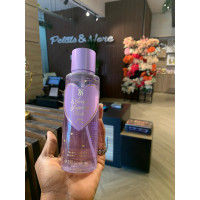 Victoria's Secret 