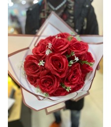 Artificial Red roses bouquet